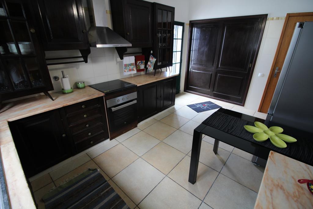 Vivenda Atlantida Villa ปอนตาเดลกาดา ภายนอก รูปภาพ